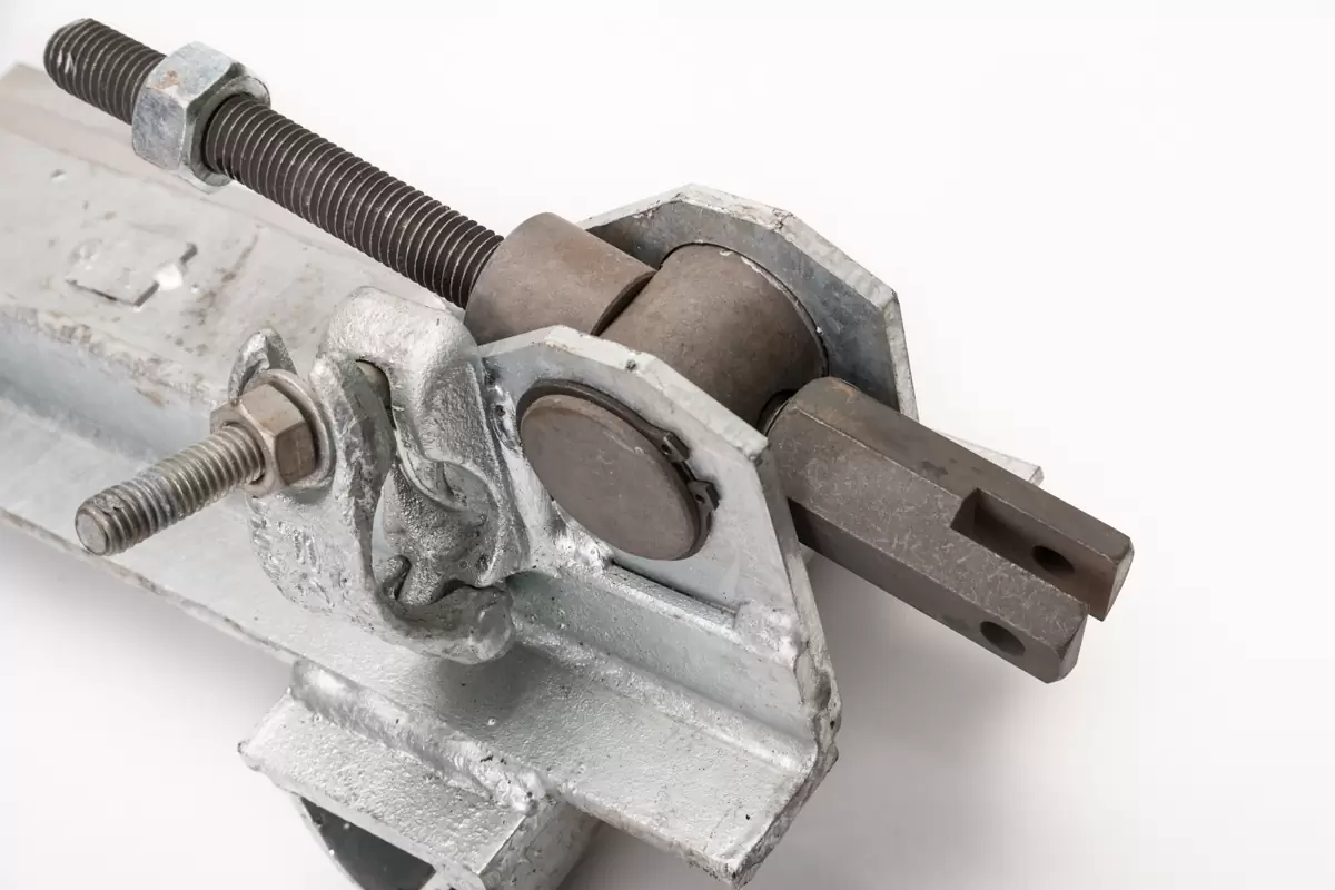 Friction-clamp-7