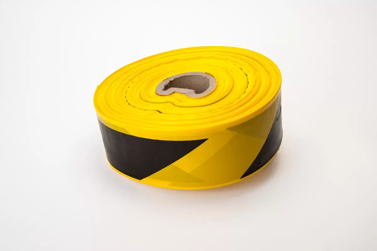 black-yellow-sleeve