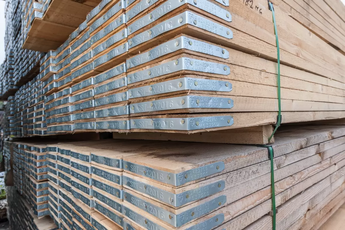 BS Graded SCAFFOLD BOARDS 8' WOODEN NEW QUALITY TIMBER In ESSEX