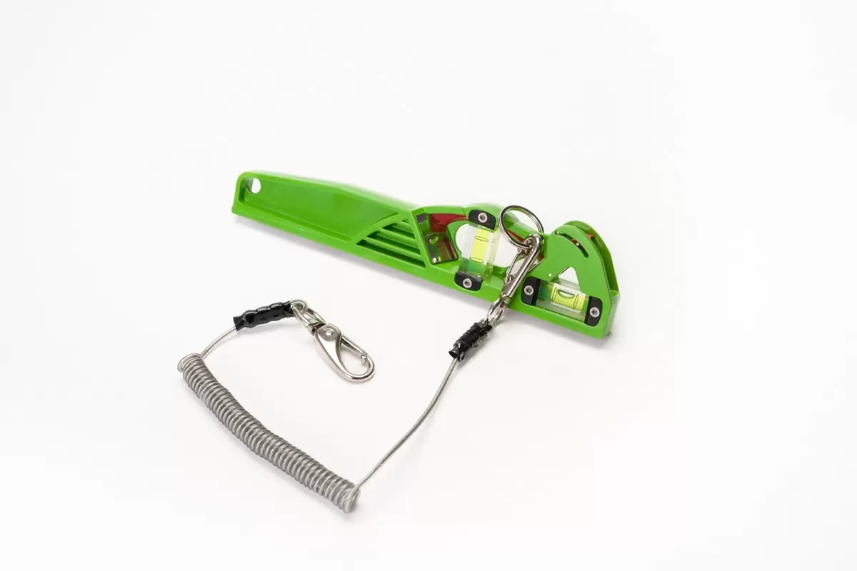dragonfly-level-with-lanyard